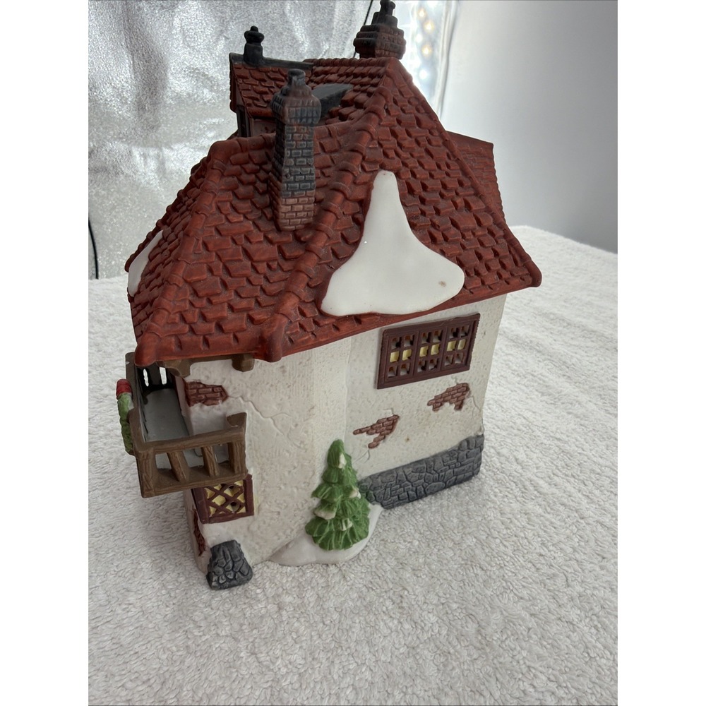Dept 56 Dickens Village Mr. Wickfield Solicitor No Box but Working Light - Picture 2 of 7